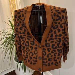 Universal thread animal print leopard print. Cardigan sweater.